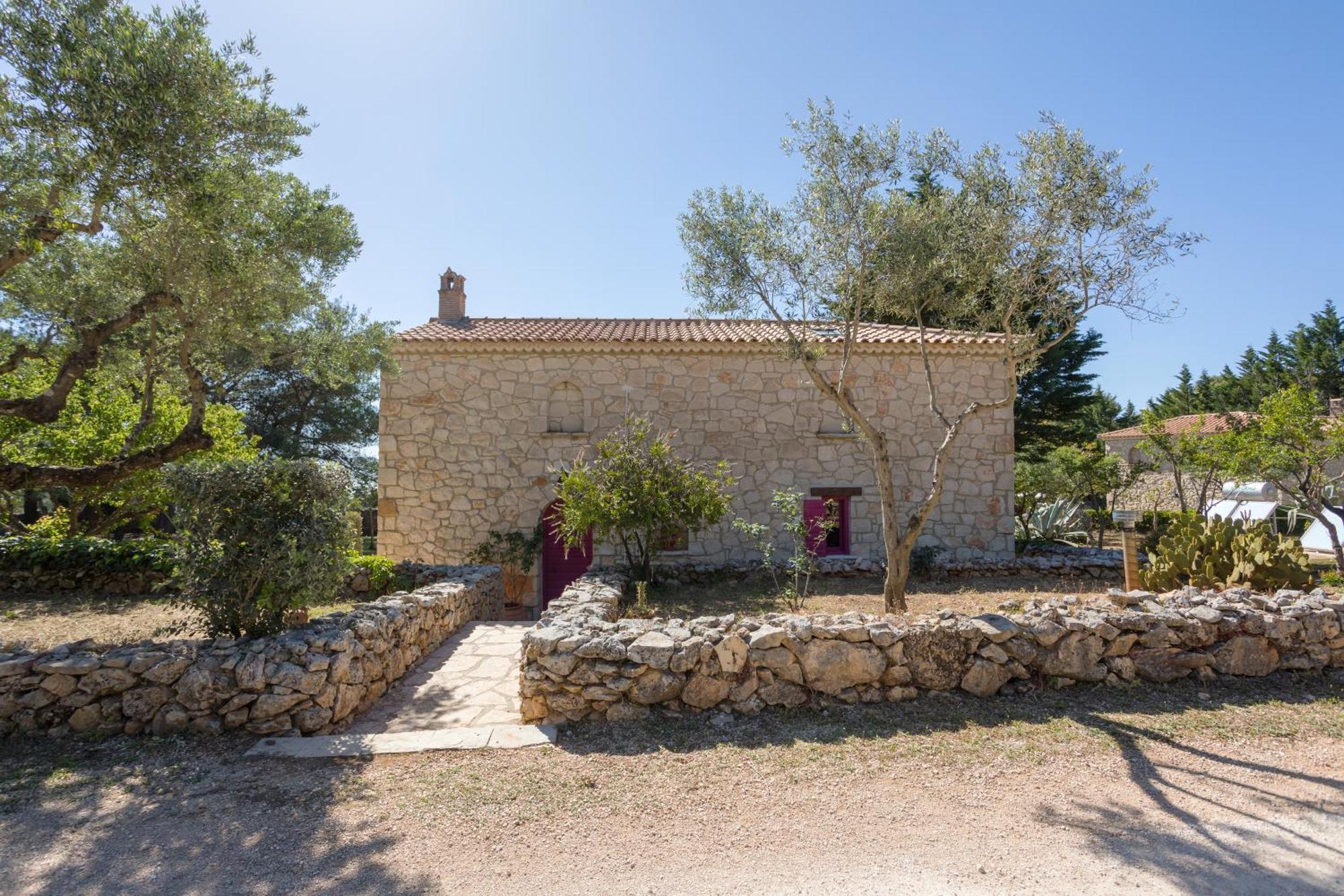 Aresti Mountain Resort Agios Leon Exterior foto