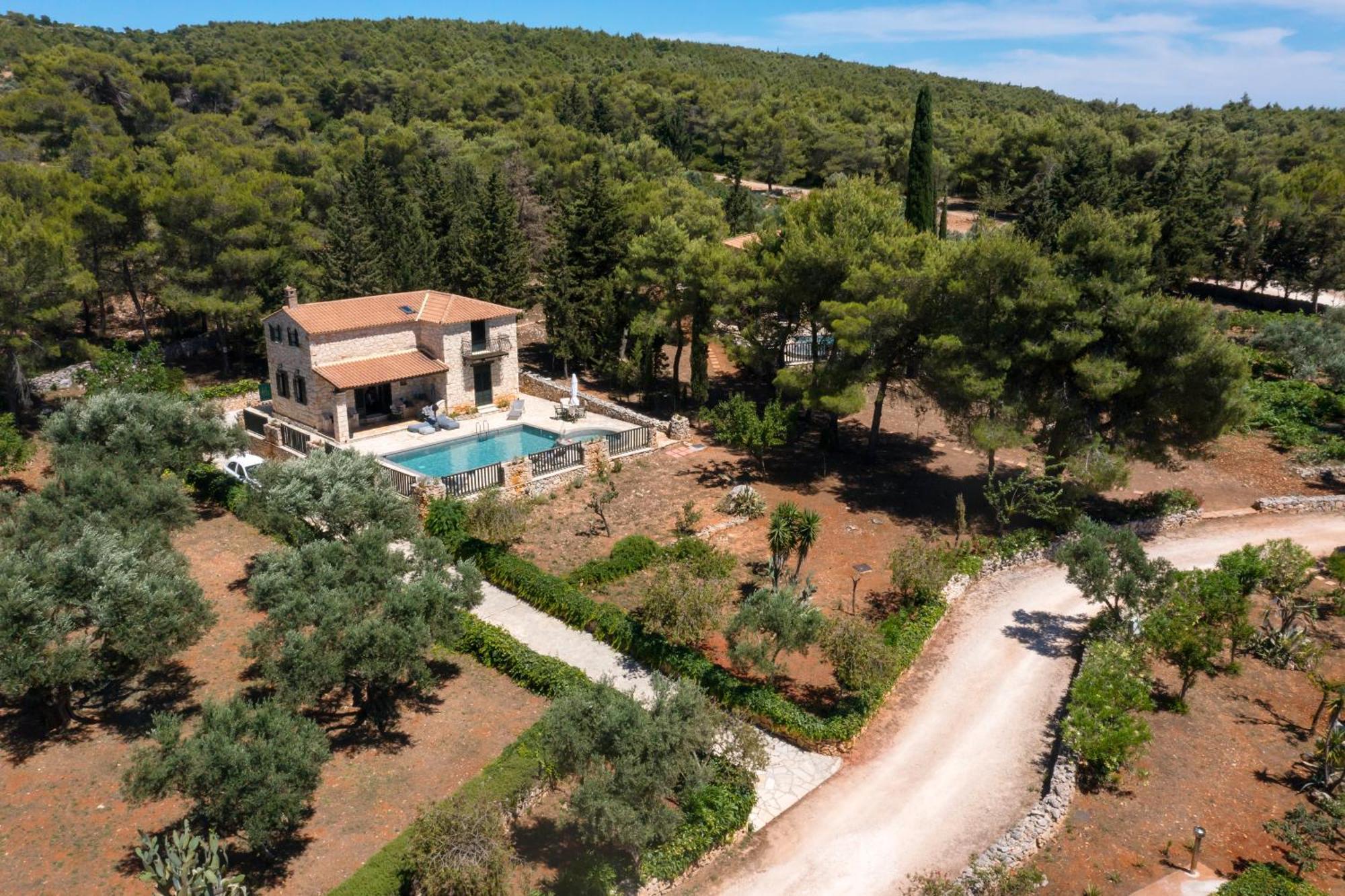 Aresti Mountain Resort Agios Leon Exterior foto